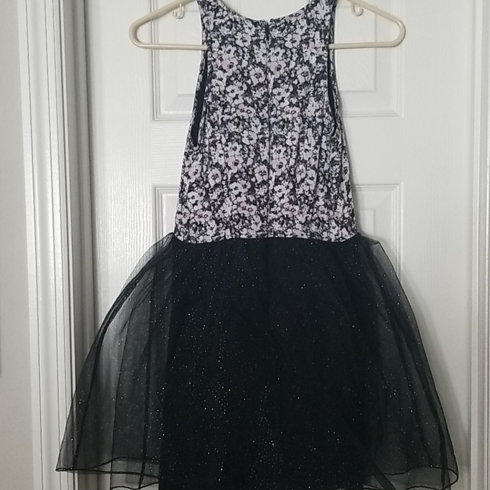 Girls Abercrombie  sleeveless  tulle dress - Picture 4 of 4
